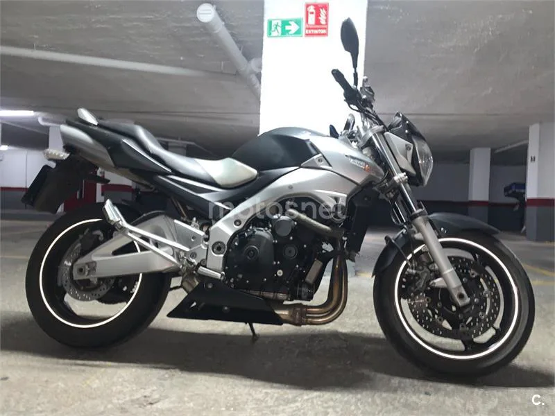 Suzuki GSR600 3200 € 2008 Valencia - 1