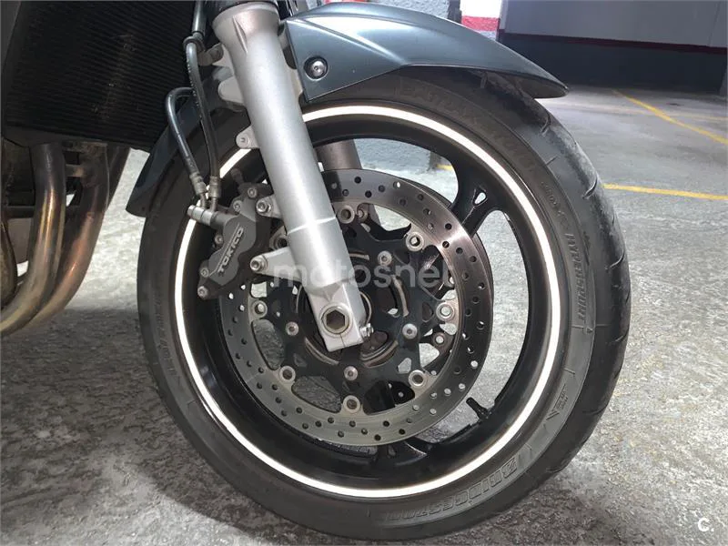 Suzuki GSR600 - Vista 14