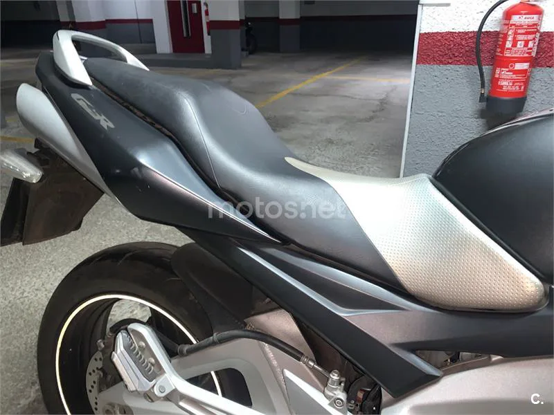 Suzuki GSR600 - Vista 20