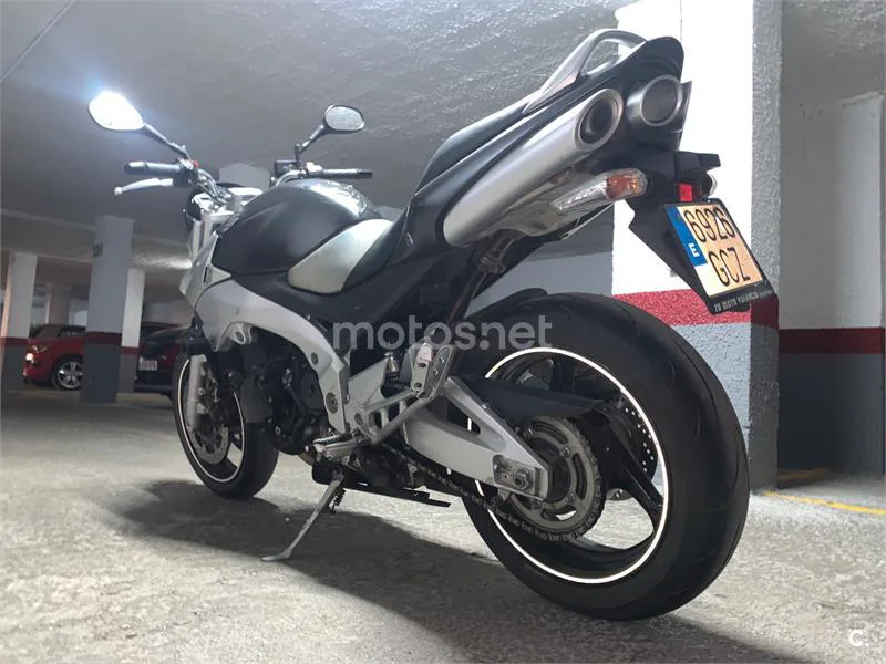 Suzuki GSR600 - Vista 8