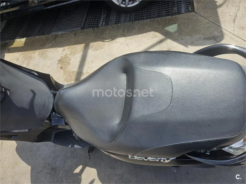 Piaggio Beverly 125 - Vista 5