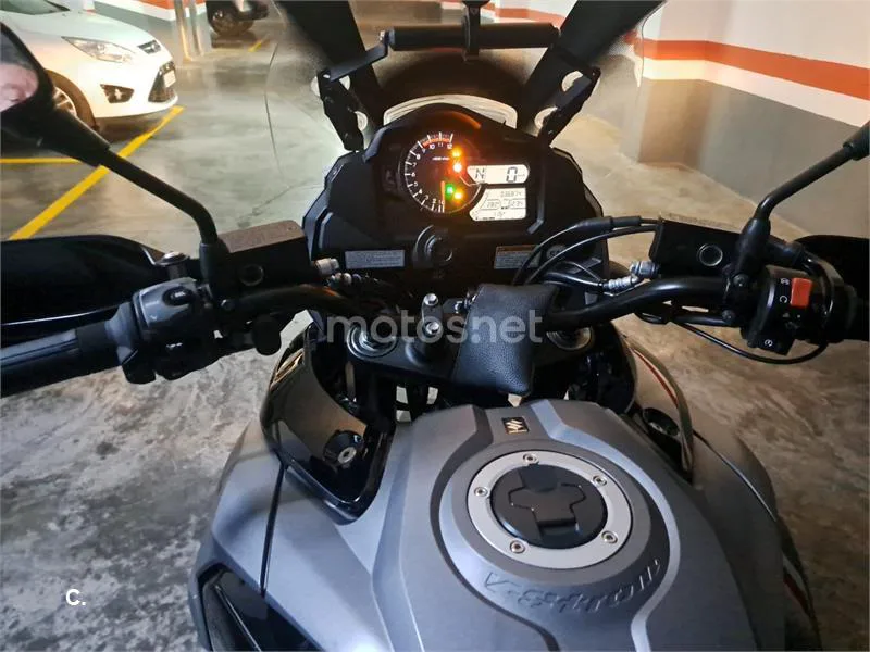 Suzuki V-Strom 1000XT - Vista 7