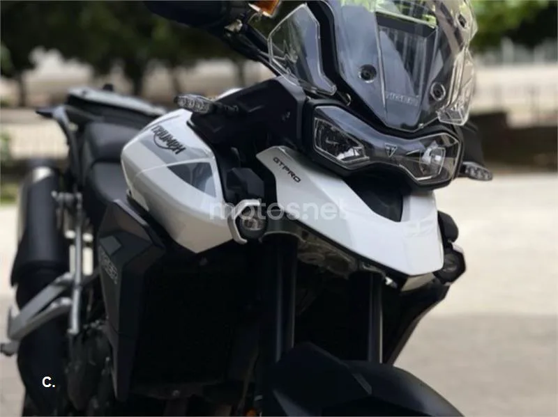 Triumph Tiger 900 - Vista 6
