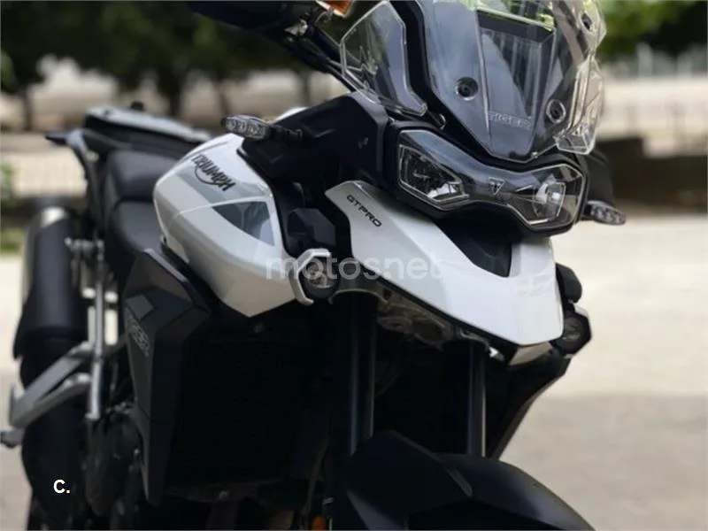 Triumph Tiger 900 - Vista 10