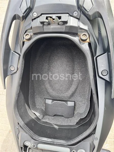 Suzuki Burgman 400 2500 € 2017 Barcelona - 2