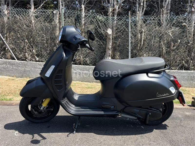 Vespa GTS 300 - Vista 3