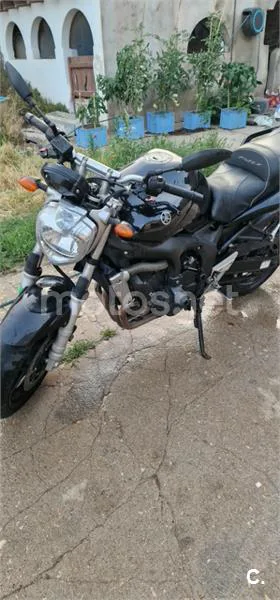 Yamaha FZ6 Fazer 3200 € 2006 Barcelona - 1
