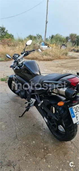 Yamaha FZ6 Fazer - Vista 3