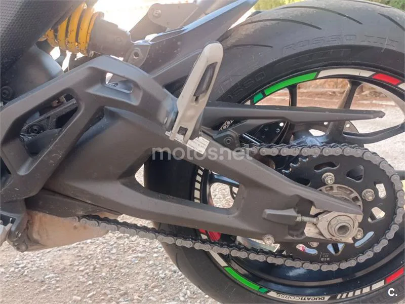 Ducati Monster - Vista 4