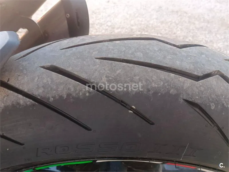 Ducati Monster - Vista 5