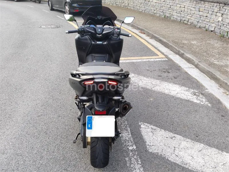 Yamaha TMAX 560 - Vista 4