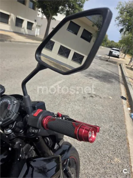 Kawasaki Z900 - Vista 6