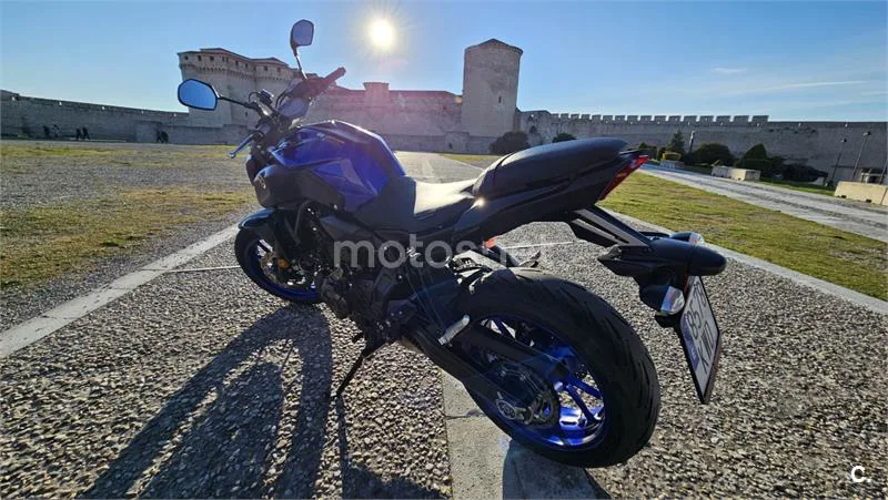 Yamaha MT-07 4999 € 2019 Segovia - 1