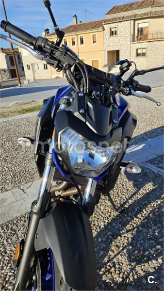 Yamaha MT-07 - Vista 3