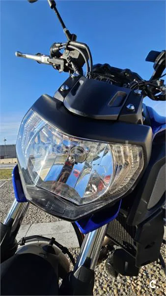 Yamaha MT-07 - Vista 6