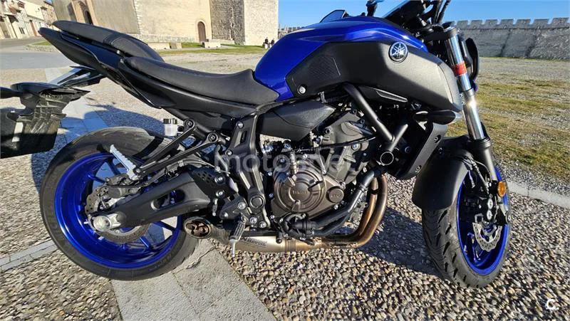 Yamaha MT-07 - Vista 10