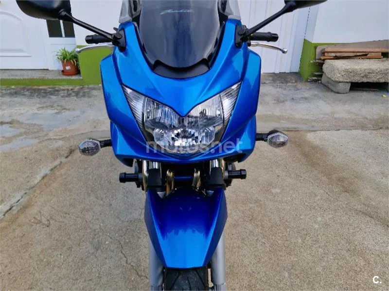 Suzuki Bandit 650S - Vista 5
