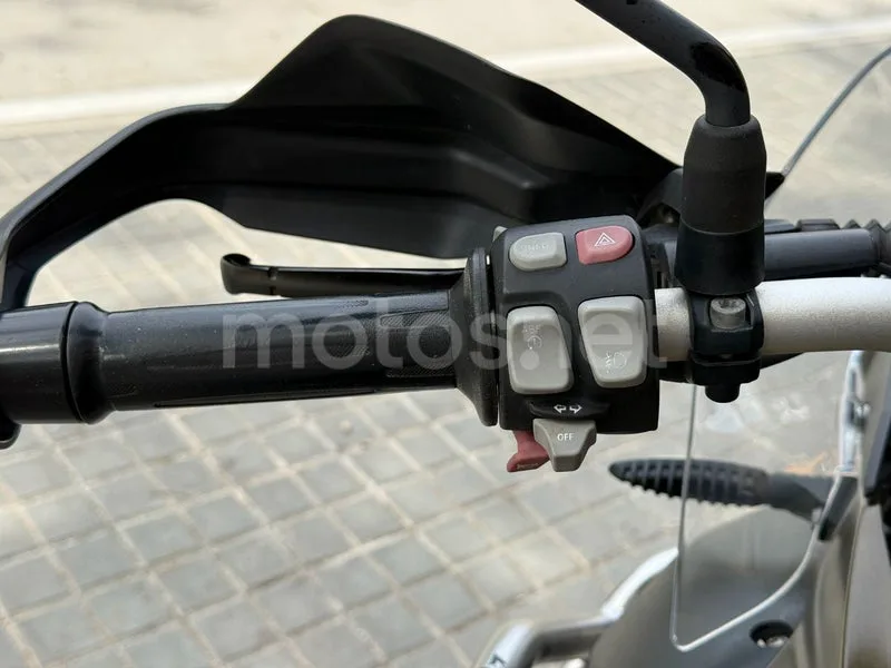 BMW F 800 GS Adventure - Vista 13