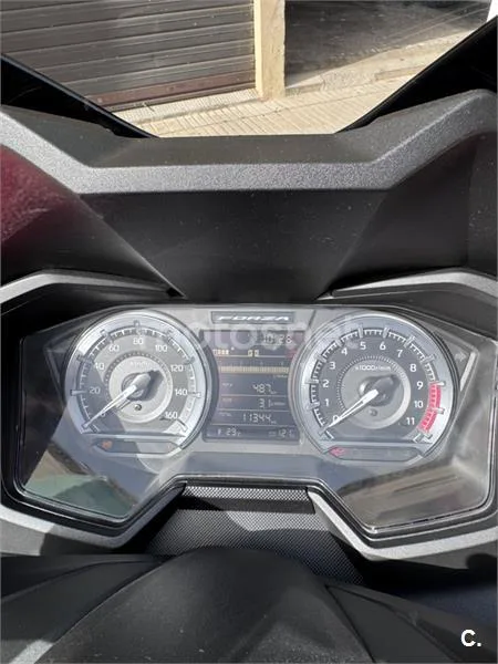 Honda Forza 350 - Vista 7