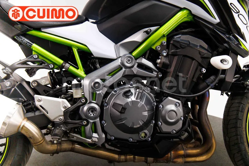 Kawasaki Z900 - Vista 20