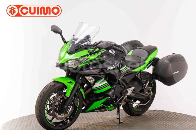Kawasaki Ninja 650 - Vista 8