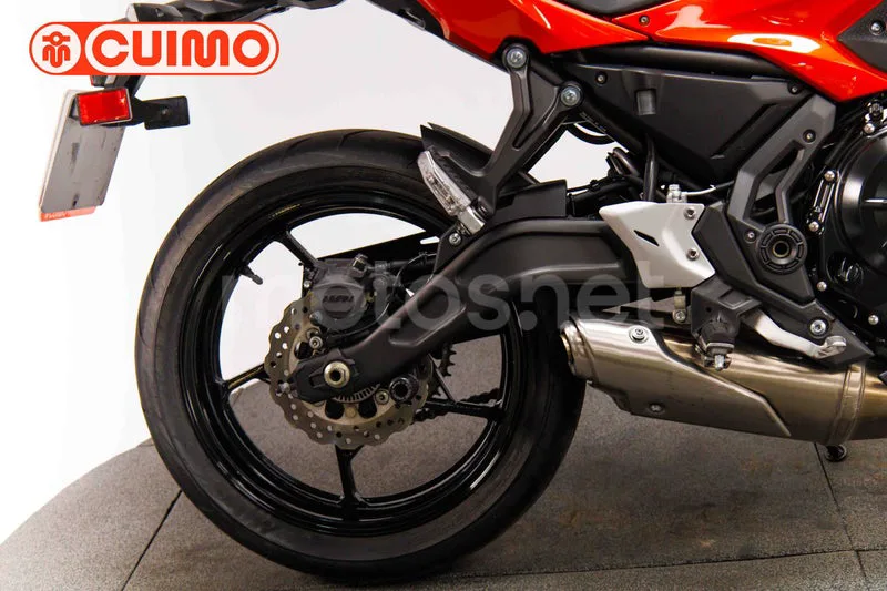 Kawasaki Ninja 650 - Vista 14