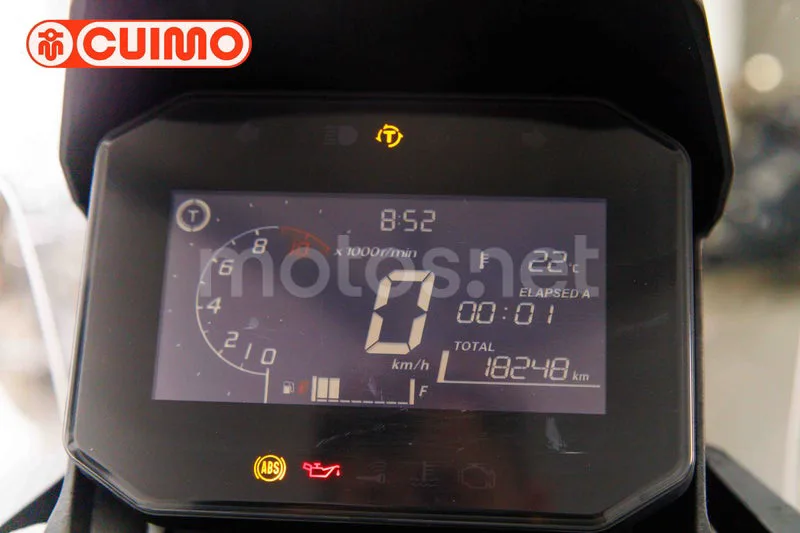 Honda ADV350 - Vista 26