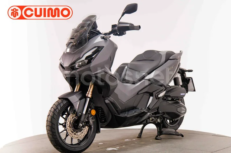 Honda ADV350 - Vista 9