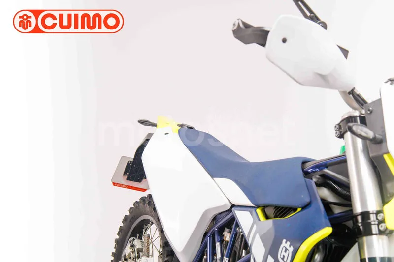 Husqvarna 701 Enduro - Vista 13