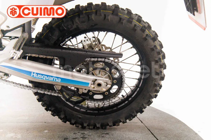 Husqvarna 701 Enduro - Vista 25