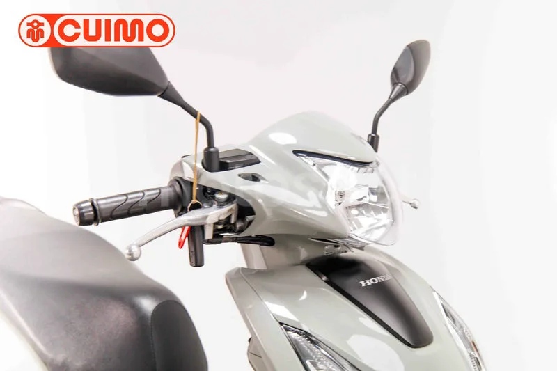 Honda Vision 110 - Vista 11