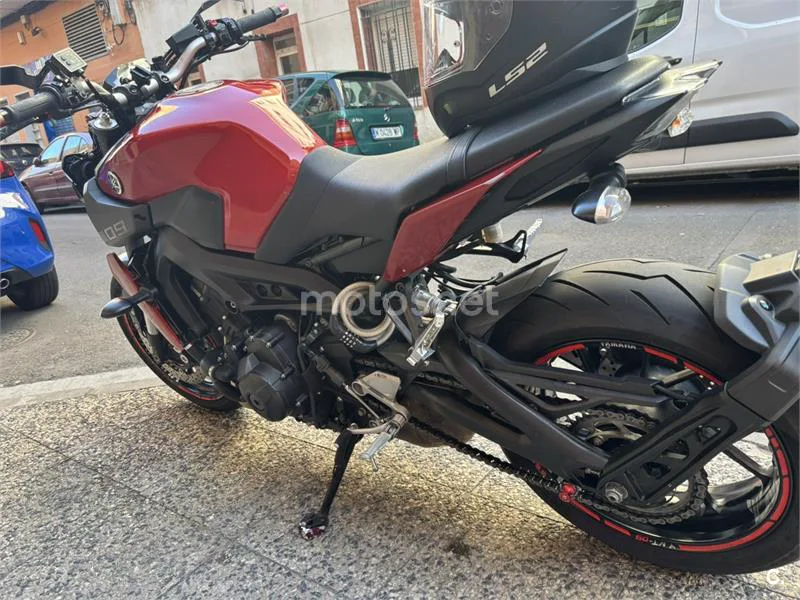 Yamaha MT-09 6300 € 2017 Zaragoza - 1