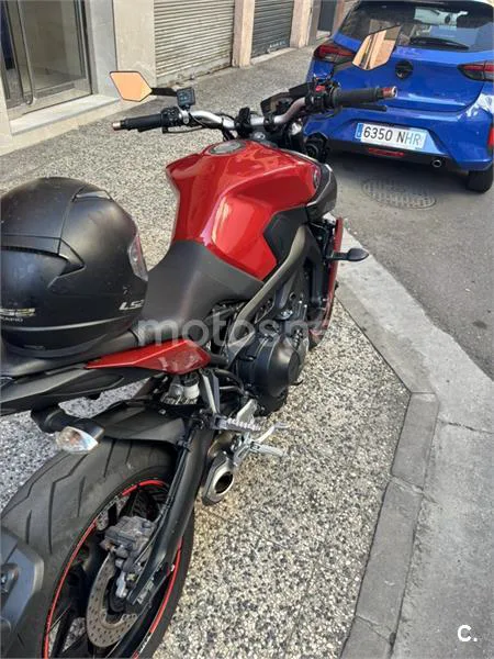 Yamaha MT-09 - Vista 5