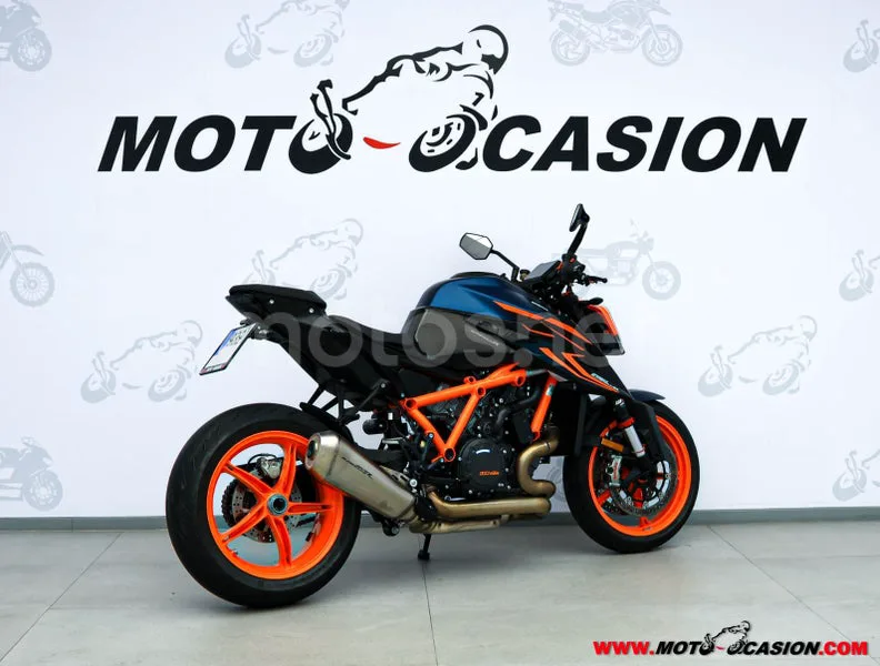 KTM 1290 Super Duke R - Vista 3
