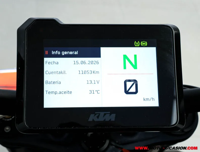 KTM 1290 Super Duke R - Vista 6