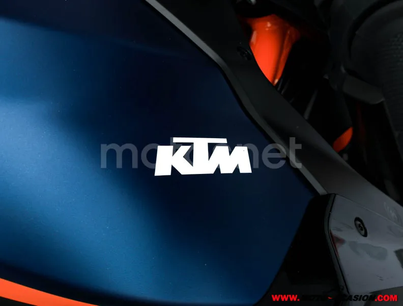 KTM 1290 Super Duke R - Vista 9