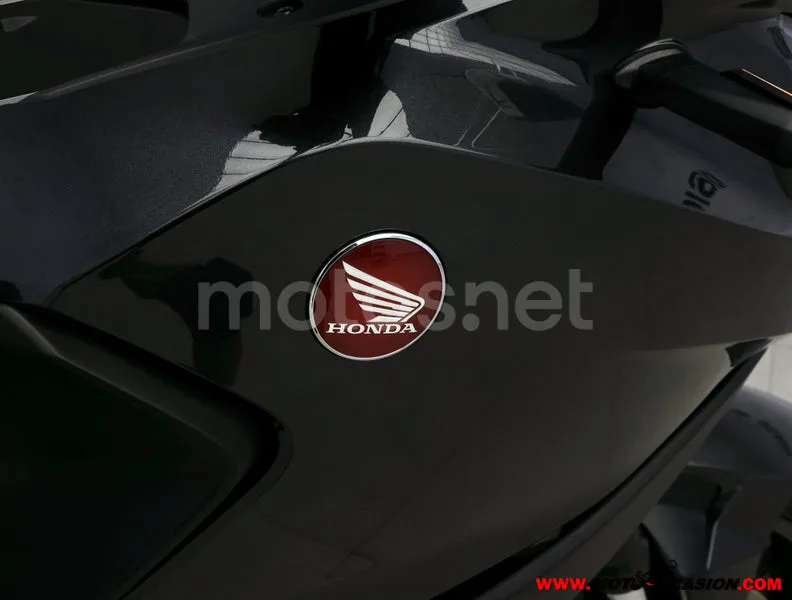 Honda NT1100 - Vista 9