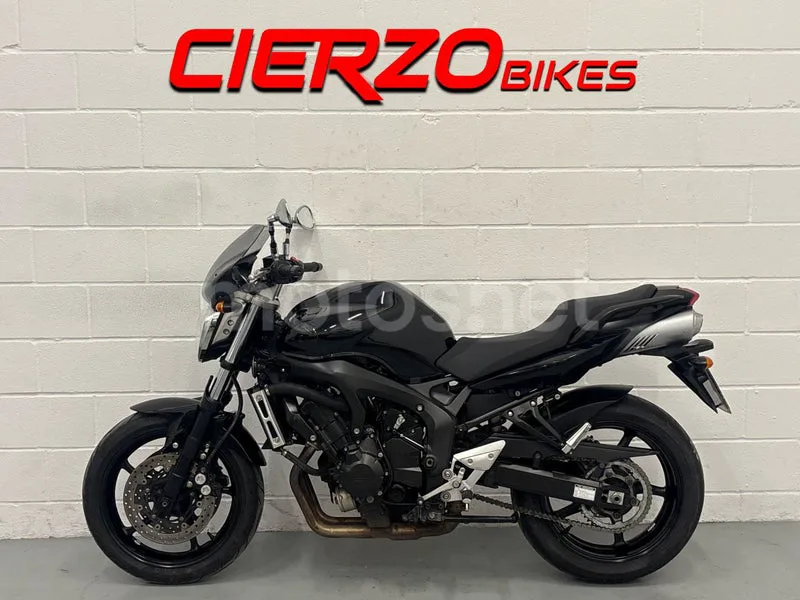 Yamaha FZ6 S2 - Vista 5
