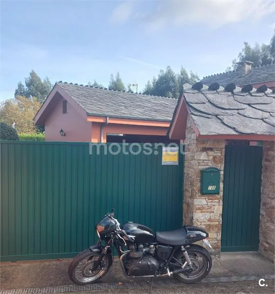 Triumph Bonneville - Vista 7