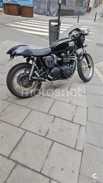 Triumph Bonneville - Vista 9