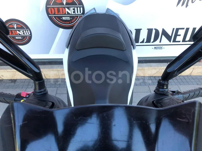 Kymco Xciting 400 - Vista 12