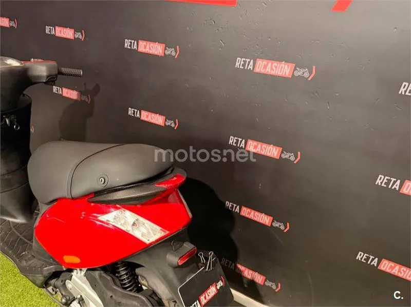 Piaggio Zip 50 4T - Vista 4