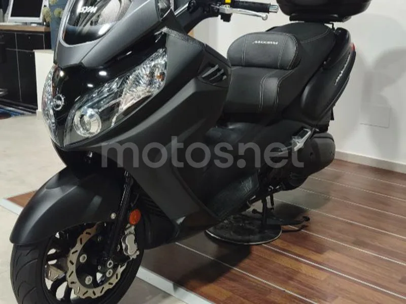 SYM Maxsym 600 - Vista 7