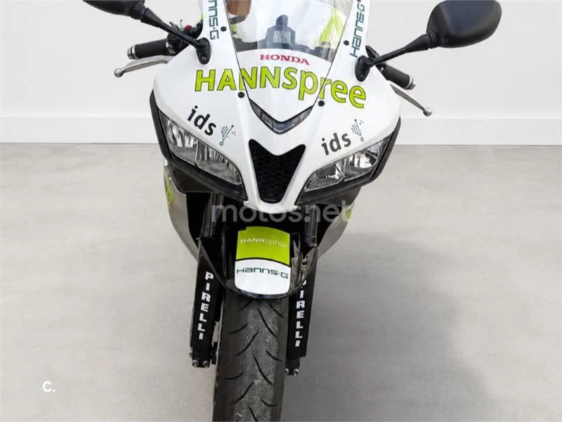 Honda CBR600RR - Vista 3
