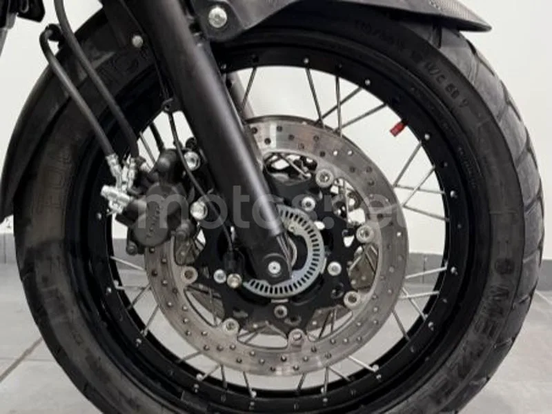 Suzuki V-Strom 650XT - Vista 10