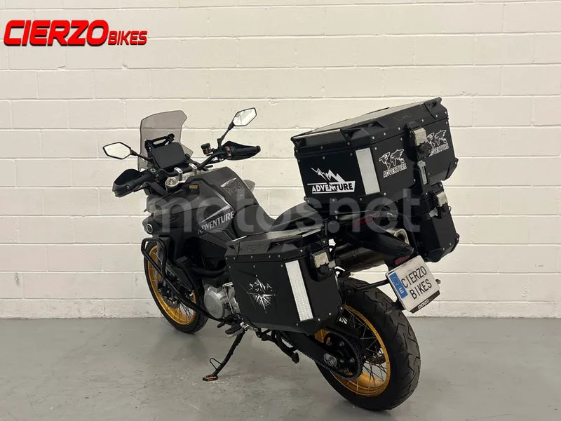 Voge 900DSX - Vista 4