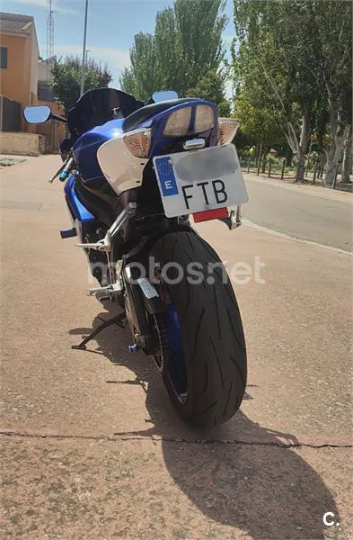 Suzuki GSX-R600 - Vista 3