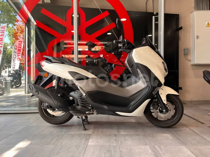 Yamaha NMAX 2799 € 2024 Madrid - 1