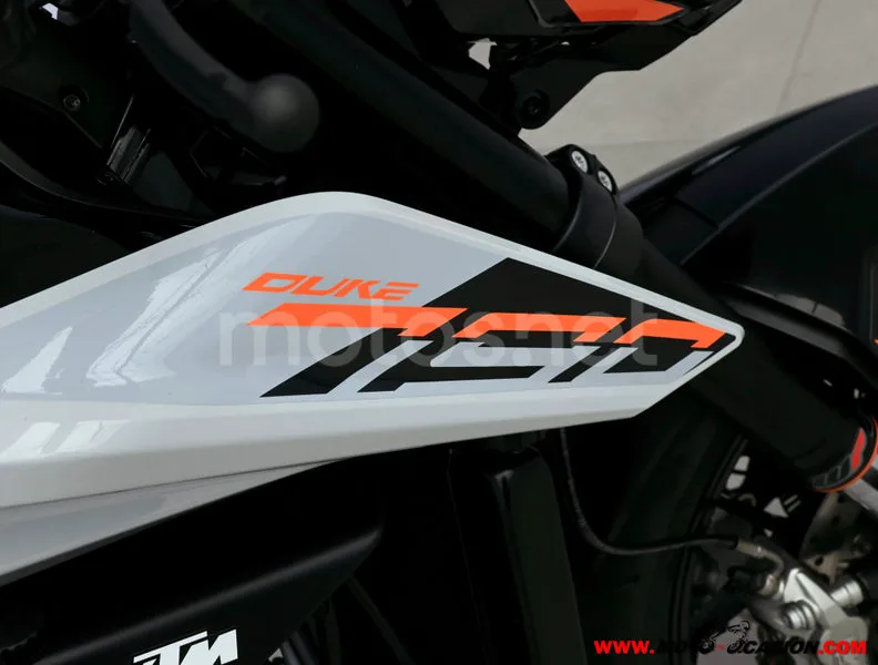 KTM 790 Adventure - Vista 9