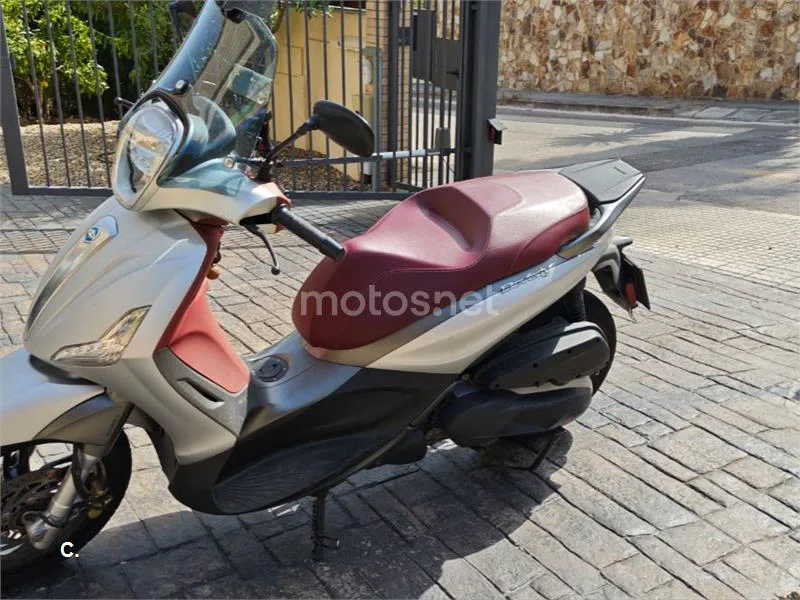 Piaggio Beverly Sport Touring 350 - Vista 3